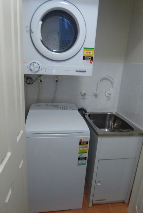 Lifestyle Apartments At Ferntree - Queensland Tourism 23