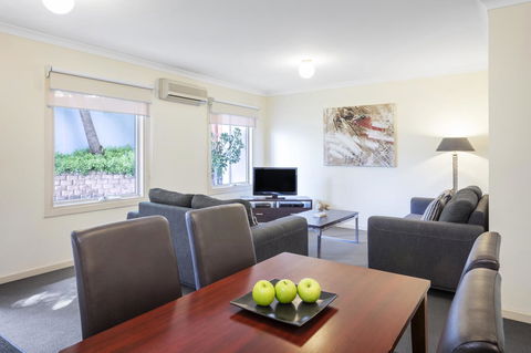 Hawthorn Gardens Serviced Apartments - Queensland Tourism 0