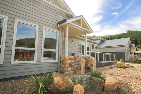 Amber Mist Villa Two - QLD Tourism 4
