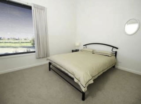 19 Glen Eagles Close - QLD Tourism 8