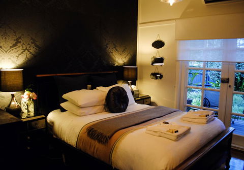 Bed Of Roses - QLD Tourism 19