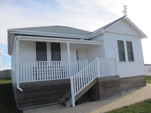 Cape Nelson Lighthouse - QLD Tourism 34