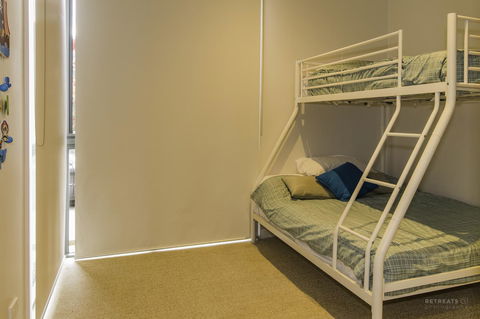 1 Pebble Place - QLD Tourism 12