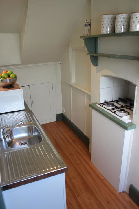 Ballarat Station Apartments - QLD Tourism 14