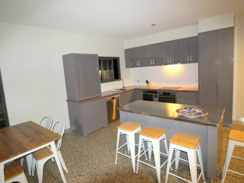 3 Bells Alpine Cottage - QLD Tourism 4