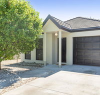 Black Lotus Townhouse - QLD Tourism