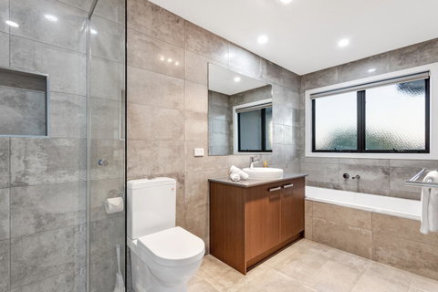 Biggs Villas Melbourne - QLD Tourism 30