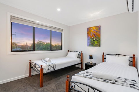 Biggs Villas Melbourne - QLD Tourism 29