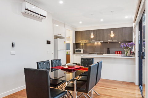 Biggs Villas Melbourne - QLD Tourism 13