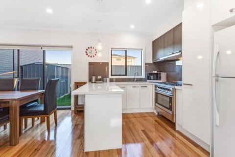Biggs Villas Melbourne - QLD Tourism 26