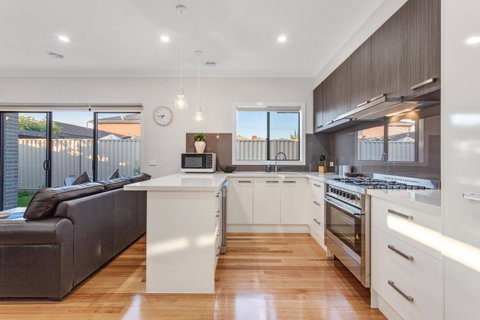 Biggs Villas Melbourne - QLD Tourism 16