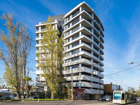 Clara Q Apartments - Queensland Tourism 4