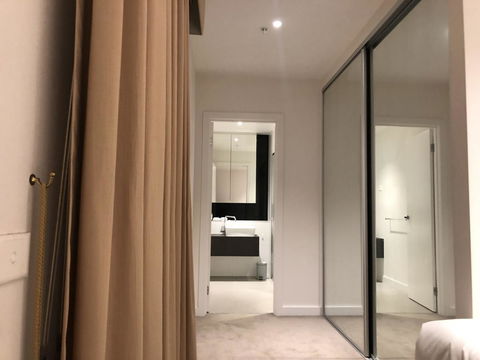 Clara Q Apartments - Queensland Tourism 1