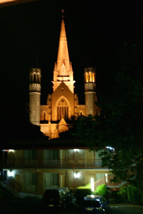 Cathedral Motor Inn - QLD Tourism 2