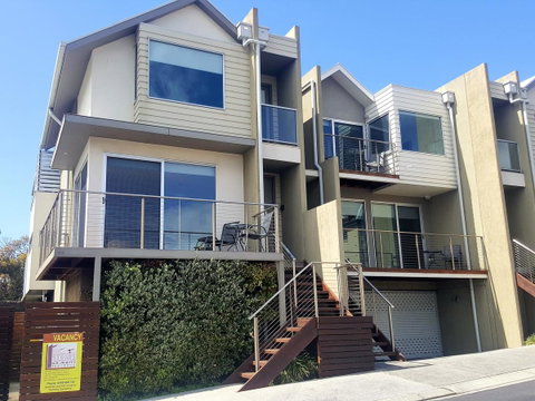 104 On Merri Apartments - QLD Tourism 15