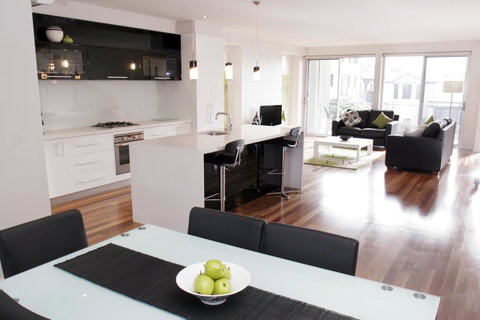 104 On Merri Apartments - QLD Tourism 7