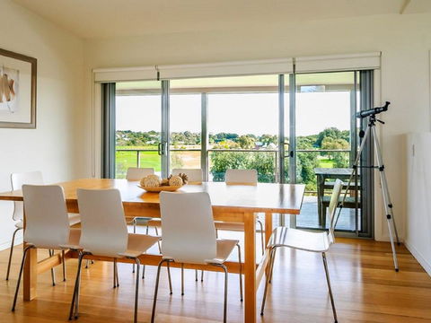 Saltwater Breeze Retreat - Queensland Tourism 12