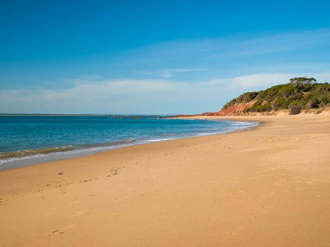 Saltwater Breeze Retreat - Queensland Tourism 14