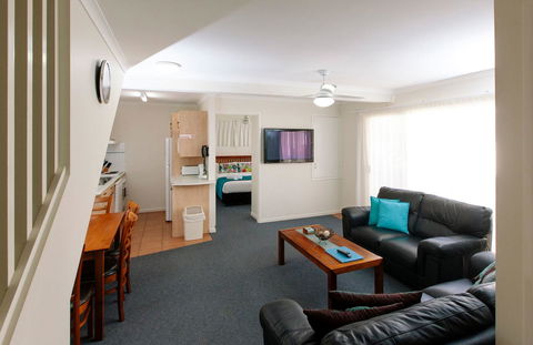 Rainbow Getaway Holiday Apartments - Queensland Tourism 30