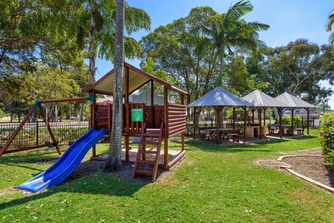 Rainbow Getaway Holiday Apartments - Queensland Tourism 15
