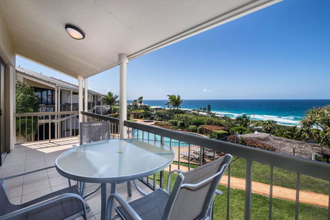 Sunseeker Holiday Apartments - Queensland Tourism 24