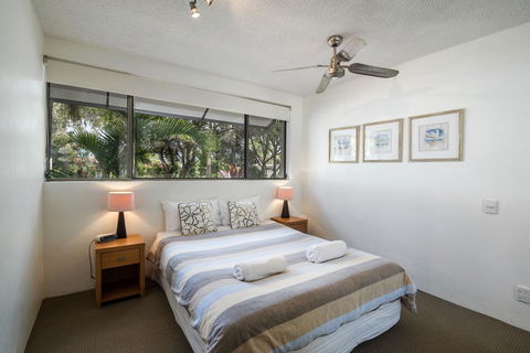 Sunseeker Holiday Apartments - Queensland Tourism 5