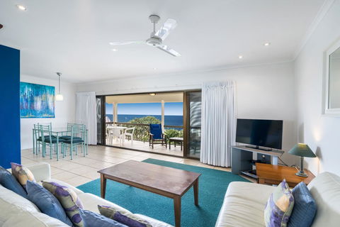 Sunseeker Holiday Apartments - Queensland Tourism 21