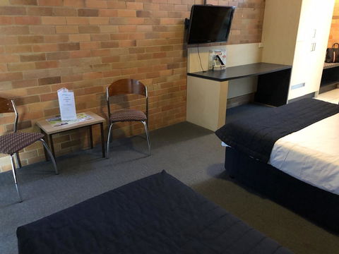 Bribie Island Hotel - QLD Tourism 18
