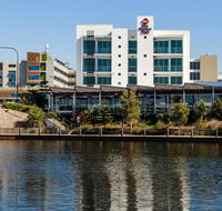 BEST WESTERN PLUS Lake Kawana Hotel