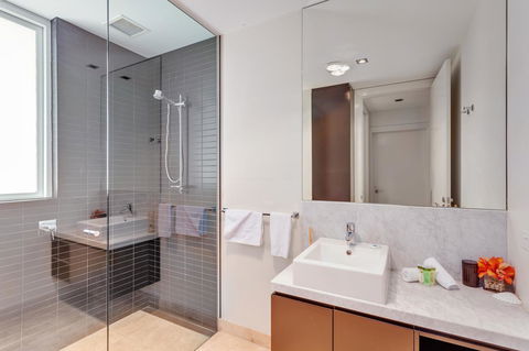 Apartment Dees Retreat - QLD Tourism 16