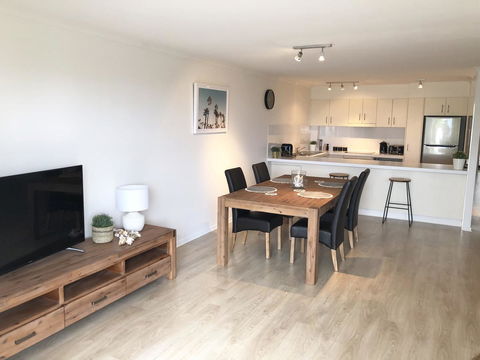 Sunshine Beach Luxe Apartment - QLD Tourism 4