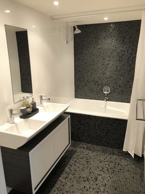 Sunshine Beach Luxe Apartment - QLD Tourism 16