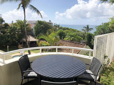 Sunshine Beach Luxe Apartment - QLD Tourism 0