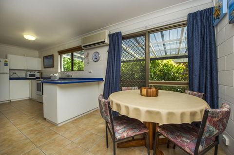 Magnetic North Apartment 1 - Queensland Tourism 5