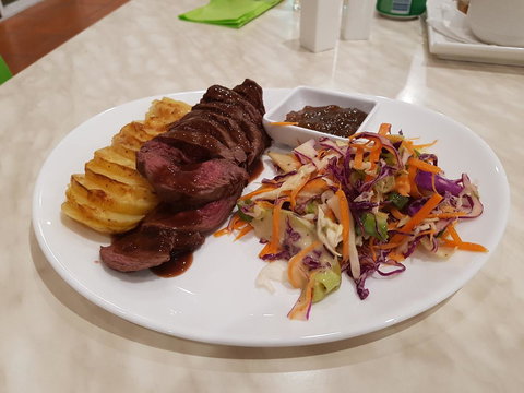 Amaroo On Mandalay, Magnetic Island - Queensland Tourism 12