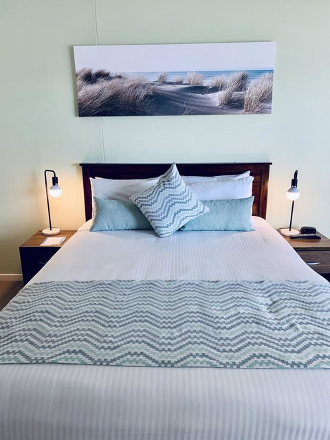 Ocean Views Resort Caloundra - QLD Tourism 13