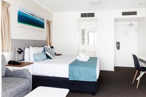 Ocean Views Resort Caloundra - QLD Tourism 28