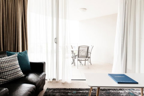 Ocean Views Resort Caloundra - QLD Tourism 43