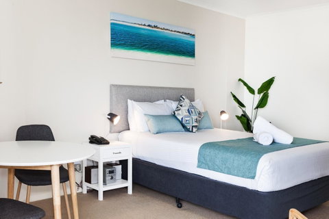 Ocean Views Resort Caloundra - QLD Tourism 19