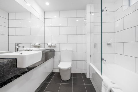 Hotel Grand Chancellor Palm Cove - QLD Tourism 12