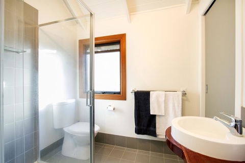 Airlie Beach Eco Cabins - Adults Only - Queensland Tourism 26