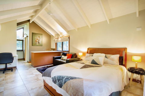 Airlie Beach Eco Cabins - Adults Only - Queensland Tourism 13