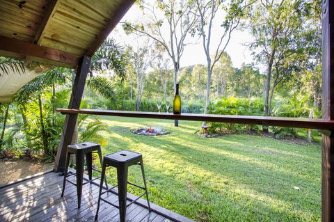 Airlie Beach Eco Cabins - Adults Only - Queensland Tourism 2