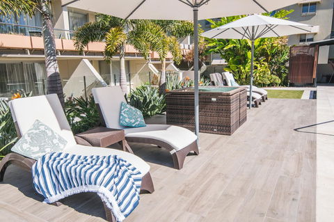 Hotel Laguna - QLD Tourism 15