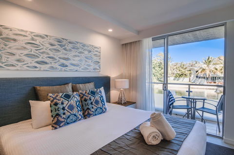 Hotel Laguna - QLD Tourism 17