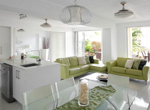 Hotel Laguna - QLD Tourism 2