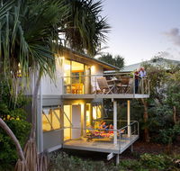 The Retreat Beach Houses - QLD Tourism