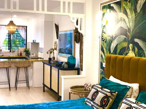 NOMAD - Luxe Apartment - QLD Tourism 32
