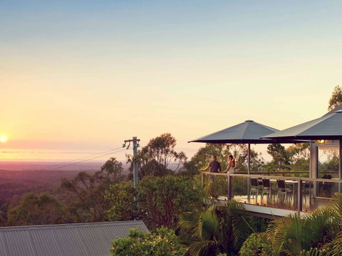 Mercure Clear Mountain Lodge - QLD Tourism 29