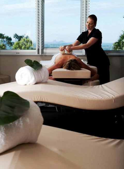 Mercure Clear Mountain Lodge - QLD Tourism 20